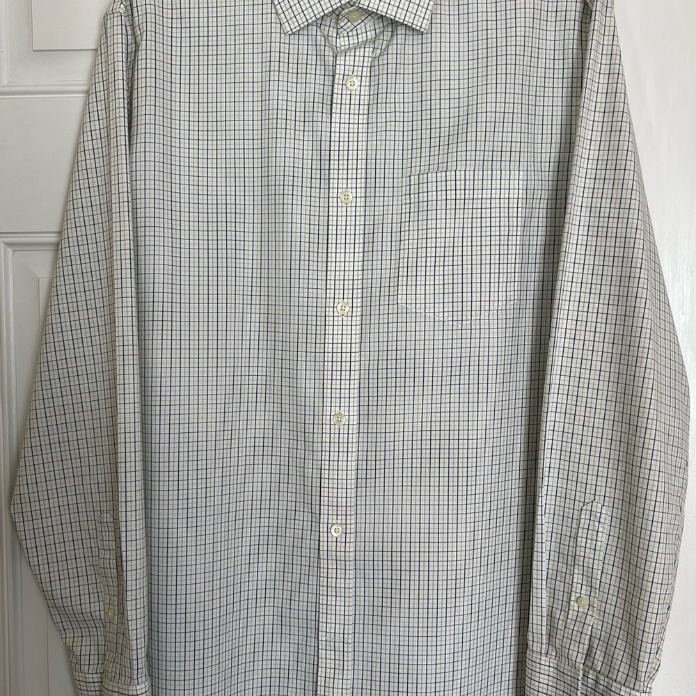 Banana Republic Men's Blue and White Checkered Shirt